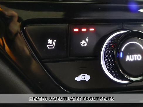 Used 2023 Honda Accord Touring image 8
