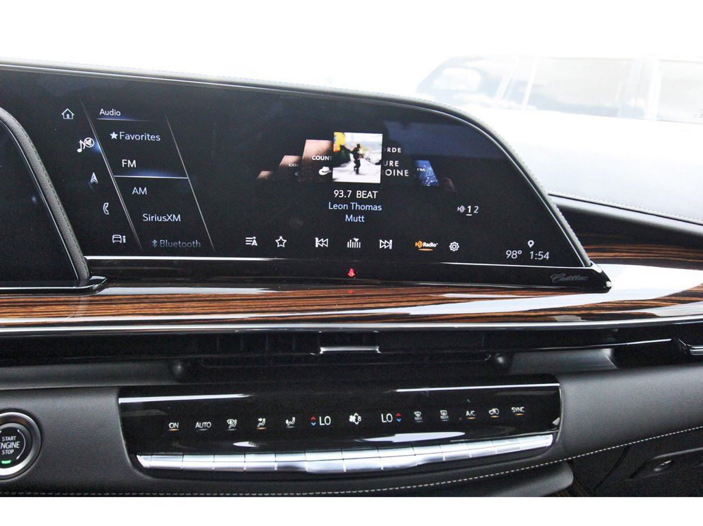 Certified 2023 Cadillac Escalade Premium Luxury AWD/4WD image 22