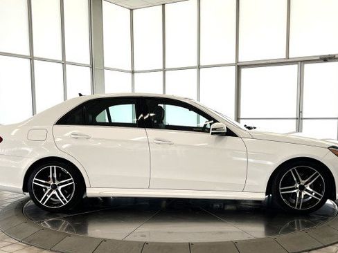 Used 2014 Mercedes-Benz E 350 4MATIC Sedan image 8