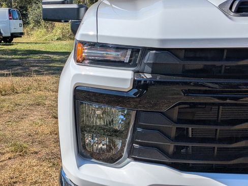 New 2026 Chevrolet Silverado 2500 W/T w/ WT Convenience Package image 12