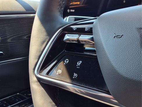 Used 2024 Cadillac Lyriq Luxury w/ LPO, Floor Liner Package image 17