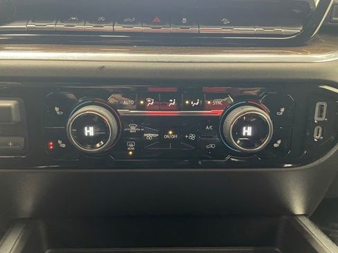 Used 2022 Chevrolet Silverado 1500 RST w/ Convenience Package II image 6