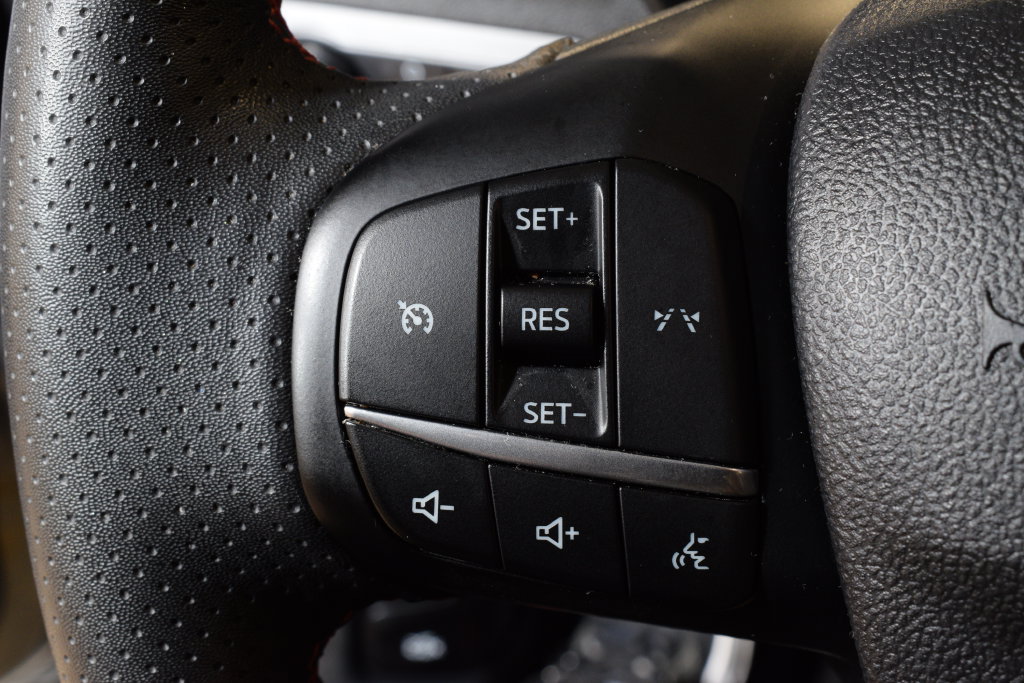 Used 2025 Ford Escape ST-Line Select AWD/4WD image 21