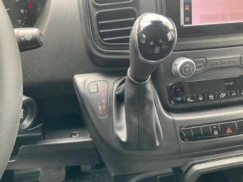 Used 2025 RAM ProMaster 1500 w/ Convenience Group FWD image 19