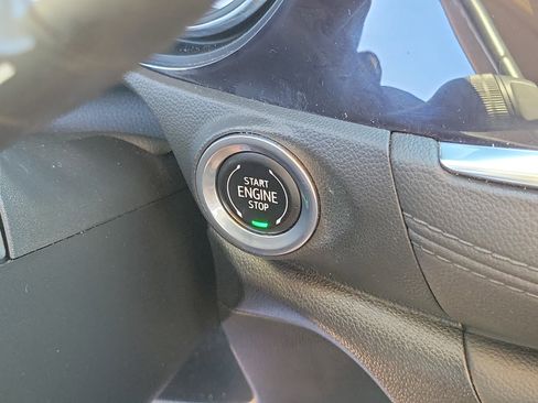 Used 2022 Buick Encore GX Select image 16