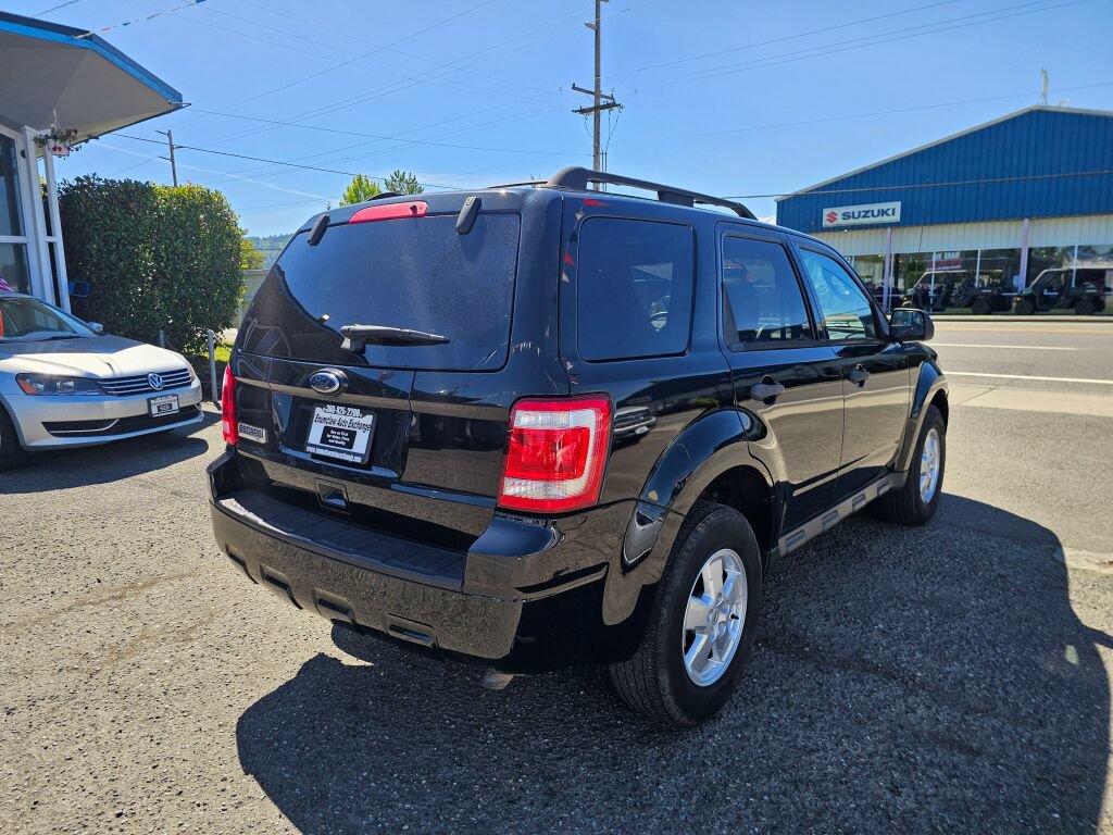 Used 2010 Ford Escape XLT AWD/4WD image 7