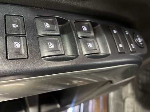 Used 2019 Chevrolet Silverado 1500 LT w/ All Star Edition image 13