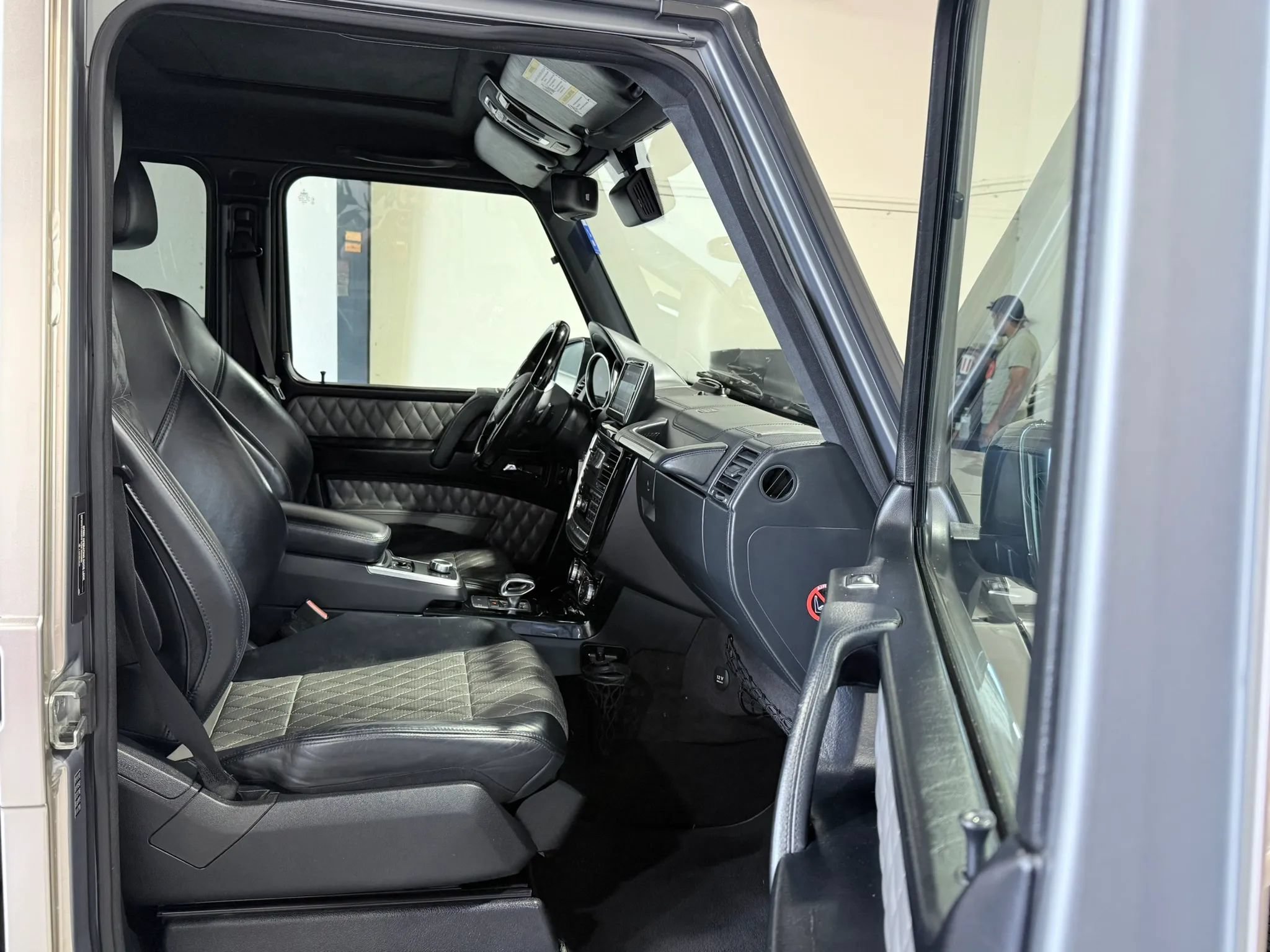 Used 2016 Mercedes-Benz G 63 AMG 4MATIC image 17