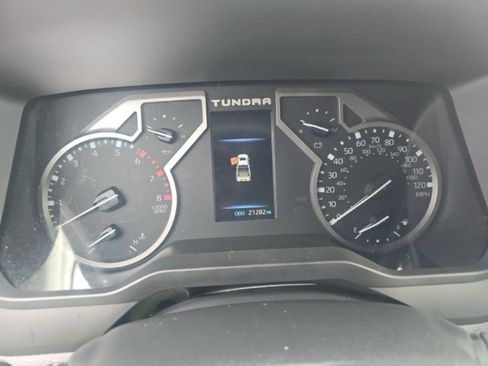 Used 2023 Toyota Tundra SR5 w/ SR5 Convenience Package AWD/4WD image 12
