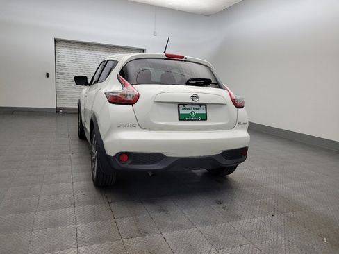 Used 2017 Nissan Juke SL image 6