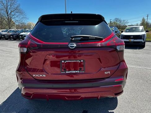 Used 2024 Nissan Kicks SR FWD image 6