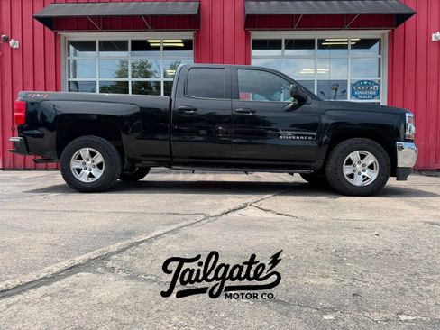 Used 2019 Chevrolet Silverado 1500 LT AWD/4WD image 1