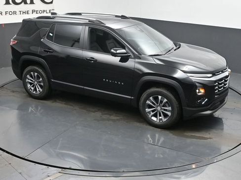 New 2026 Chevrolet Equinox LT w/ Convenience Package II image 17