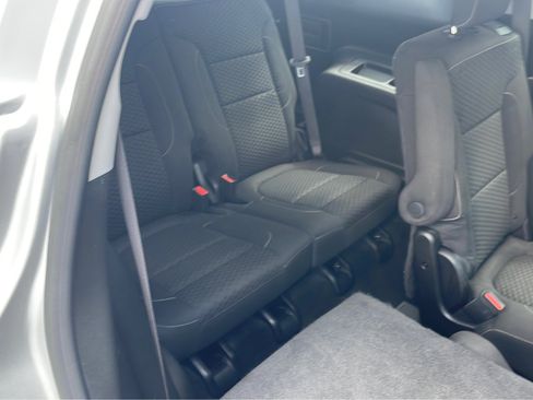 Used 2018 GMC Acadia SLE image 33