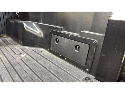 Used 2019 Toyota Tacoma SR5 AWD/4WD image 8