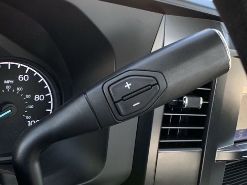 New 2026 Ford F250 XL w/ XL Chrome Package image 33