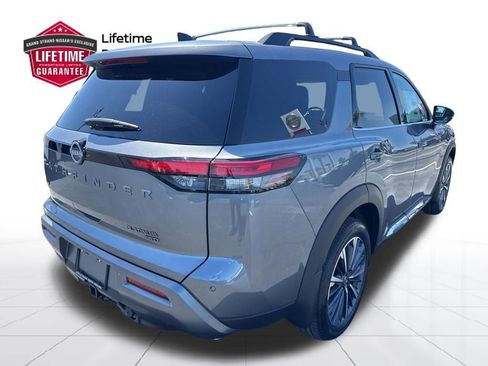 New 2026 Nissan Pathfinder Platinum AWD/4WD image 5