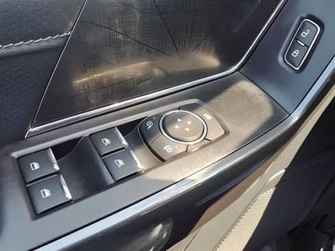 Used 2022 Ford F150 XLT w/ Equipment Group 302A High image 16