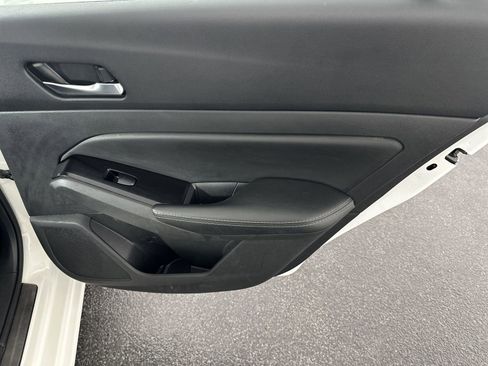 Used 2020 Nissan Altima 2.0 Platinum image 35