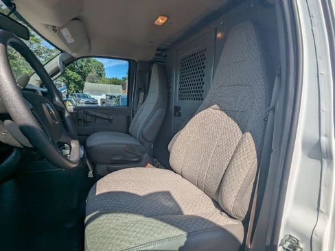 New 2025 Chevrolet Express 2500 w/ Driver Convenience Package RWD image 42