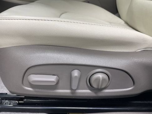 Used 2024 Chevrolet Malibu LT FWD image 12