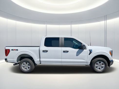 Used 2022 Ford F150 XLT AWD/4WD image 3
