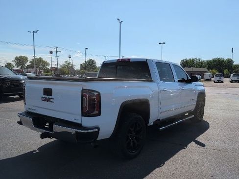 Used 2016 GMC Sierra 1500 SLT w/ SLT Premium Package AWD/4WD image 9