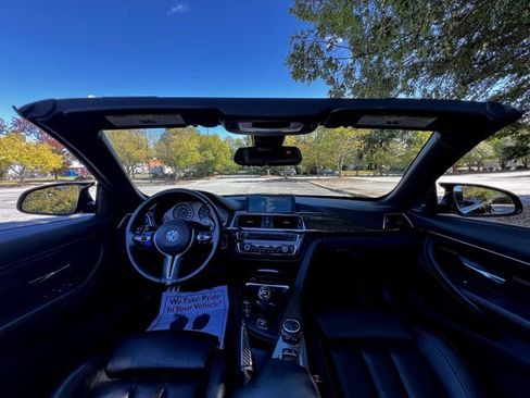 Used 2016 BMW M4 Convertible image 33