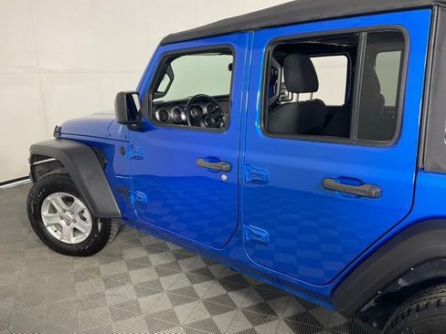 Used 2022 Jeep Wrangler Unlimited Sport AWD/4WD image 30
