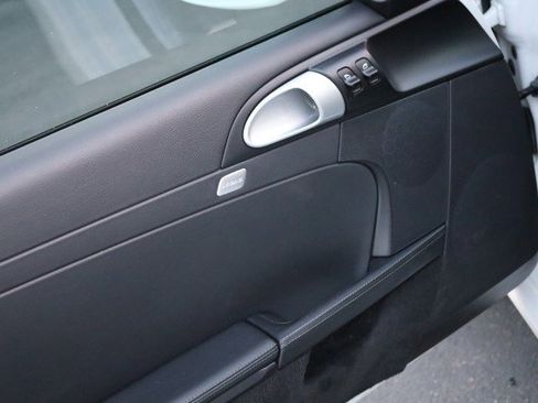 Used 2009 Porsche Cayman S image 22