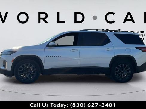 Used 2023 Chevrolet Traverse RS image 6
