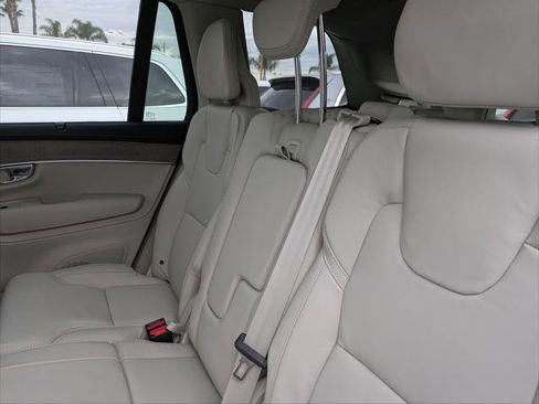 New 2026 Volvo XC90 B6 Ultra w/ Protection Package image 13