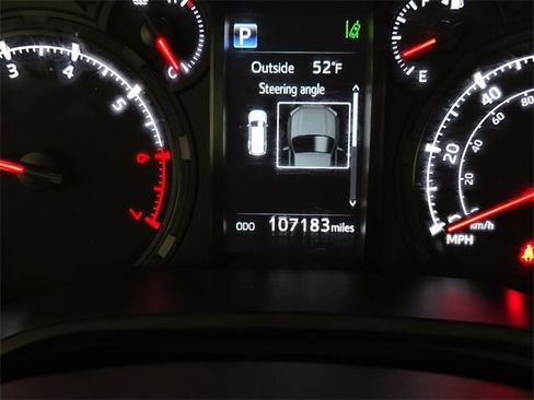 Used 2020 Toyota 4Runner SR5 Premium w/ Moonroof Package image 14