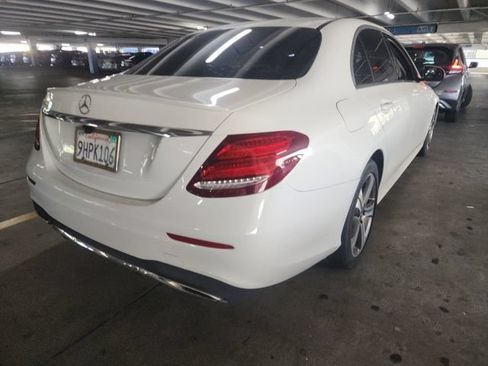 Used 2019 Mercedes-Benz E 300 image 2