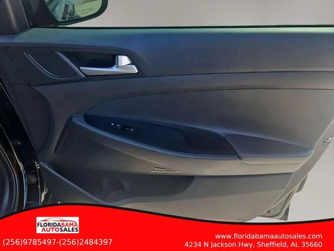 Used 2019 Hyundai Tucson Sport FWD image 5