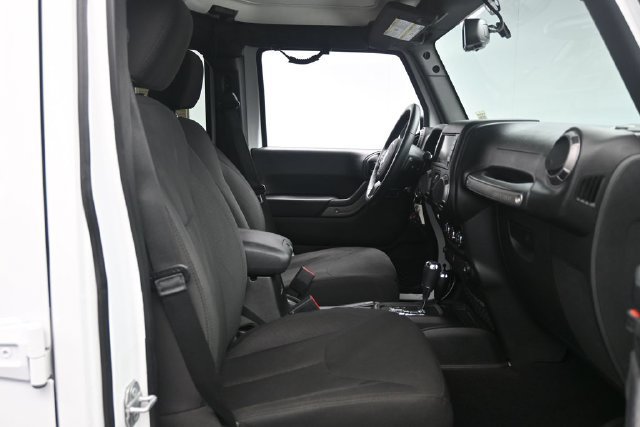 Used 2018 Jeep Wrangler Unlimited Sport S AWD/4WD image 23