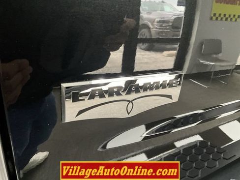 Used 2018 RAM 3500 Laramie AWD/4WD image 27