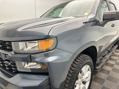 Certified 2022 Chevrolet Silverado 1500 Custom w/ LPO, Dark Essentials Package AWD/4WD image 24