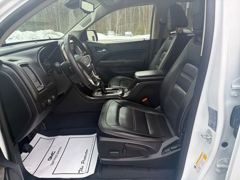 Certified 2020 GMC Canyon Denali image 11