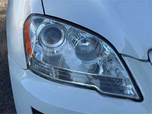 Used 2011 Mercedes-Benz ML 350 4MATIC image 9