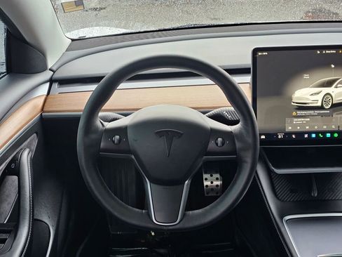 Used 2022 Tesla Model 3 Long Range image 16