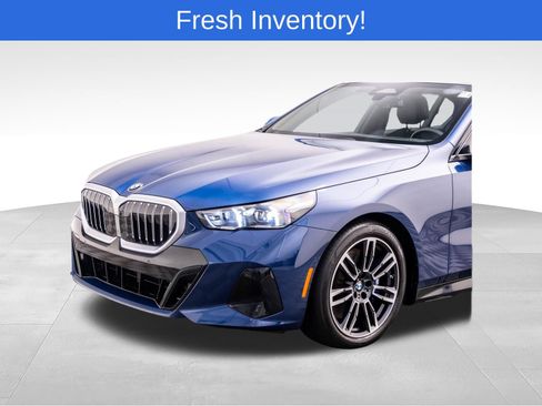 Certified 2026 BMW 540i xDrive w/ Executive Package AWD/4WD image 42