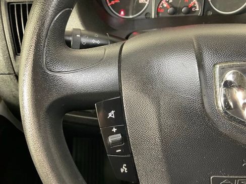 Used 2020 RAM ProMaster 2500 image 22