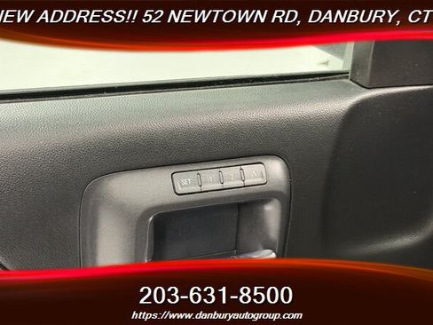 Used 2018 Chevrolet Silverado 1500 LTZ AWD/4WD image 13