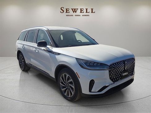 New 2026 Lincoln Aviator 2WD image 6