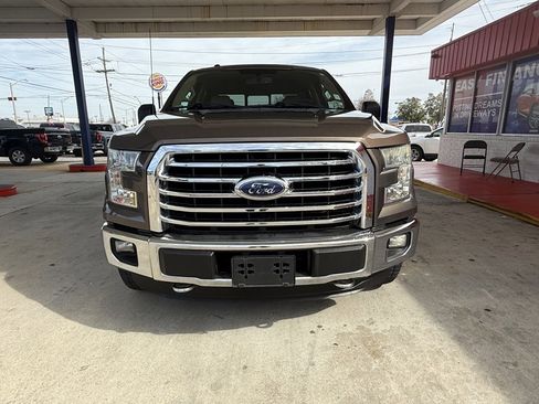Used 2015 Ford F150 XLT w/ Equipment Group 302A Luxury image 8