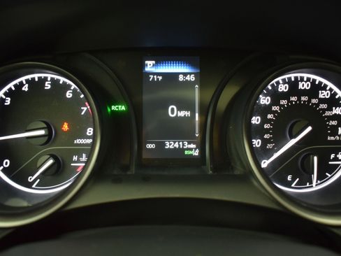 Used 2023 Toyota Camry SE w/ Audio Upgrade Package image 17