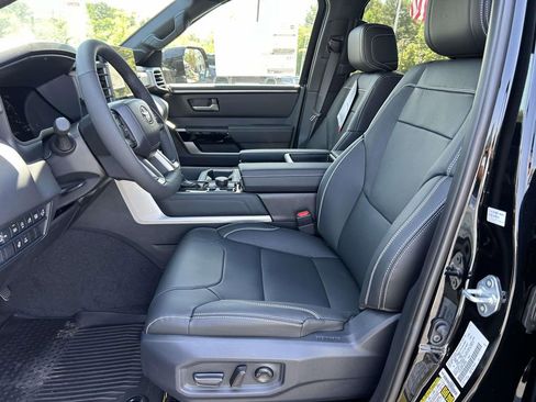 New 2026 Toyota Tundra Limited AWD/4WD image 17
