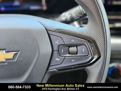 Used 2024 Chevrolet TrailBlazer LT image 28