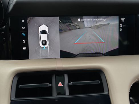 Certified 2023 Porsche Taycan image 31